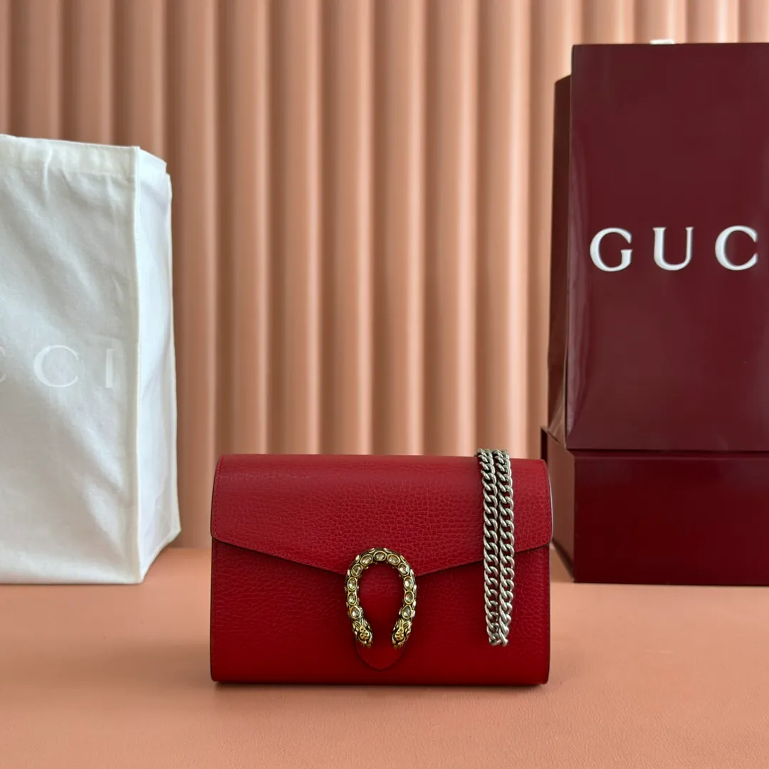 p680. 📣📣📣【Original leather🌈 Equipped with full package at the counter】🔥🔥GG Original leather, ebony double G fabric PVC with leather chain mini handbag/wallet, small bag with detachable shoulder strap, ample internal space, perfect replica of the original, 💯top-grade Italian imported cowhide👉fine workmanship ‼ ️Model: 401231, size: 20*13.5*4cm.