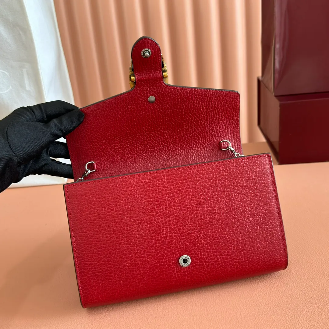 p680. 📣📣📣【Original leather🌈 Equipped with full package at the counter】🔥🔥GG Original leather, ebony double G fabric PVC with leather chain mini handbag/wallet, small bag with detachable shoulder strap, ample internal space, perfect replica of the original, 💯top-grade Italian imported cowhide👉fine workmanship ‼ ️Model: 401231, size: 20*13.5*4cm.