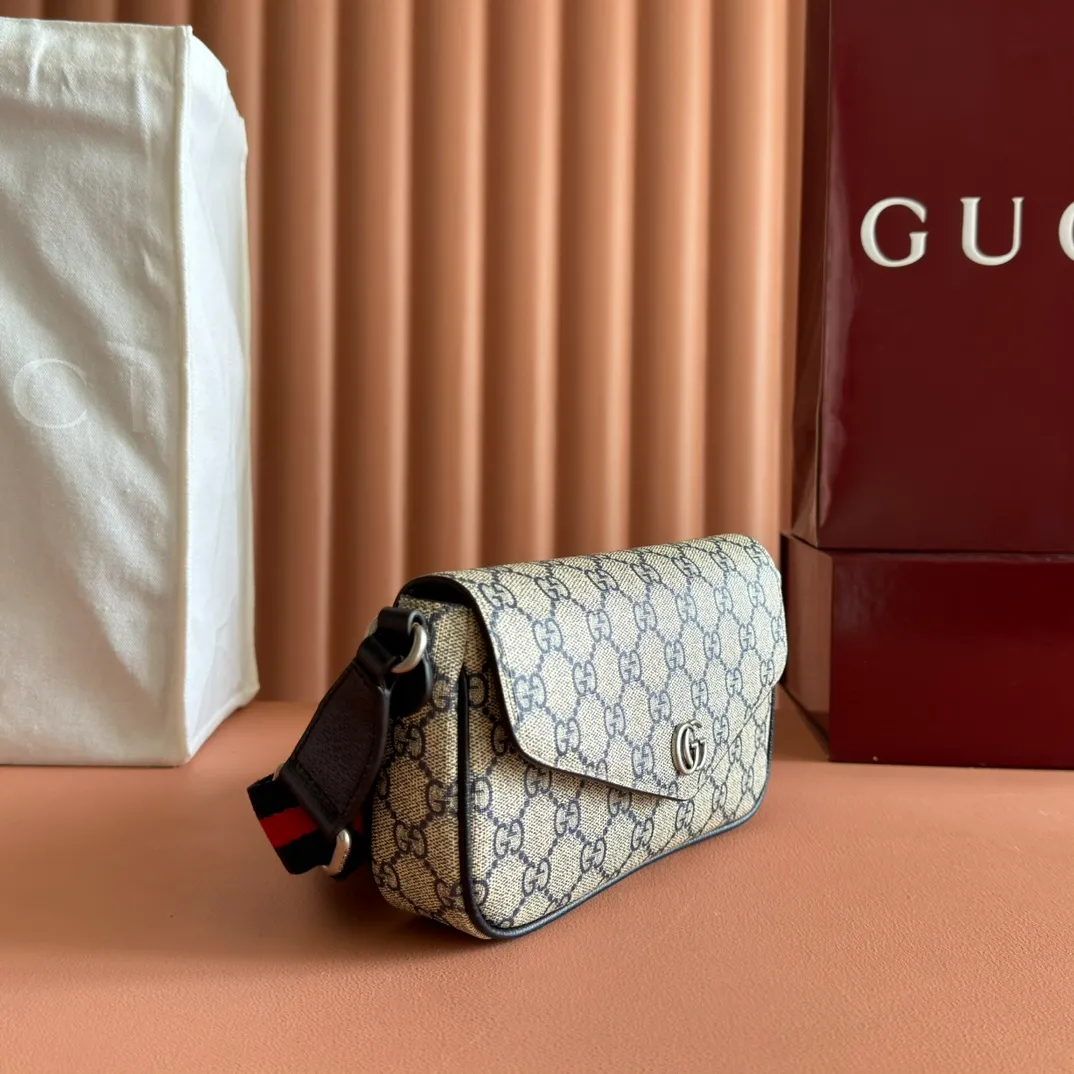 p900🔥🔥🔥[Original leather - equipped with counter packaging] The GUCCI Ophidia series continues to grow and develop, and a variety of unique shapes and materials will be launched every season. Crafted in beige and ebony GG Supreme canvas, this mini bag features Double G hardware and a webbing shoulder strap. Model 764961 is made of counter-quality imported cowhide and matched with genuine open-plate copper hardware. Dimensions-13x22x4cm