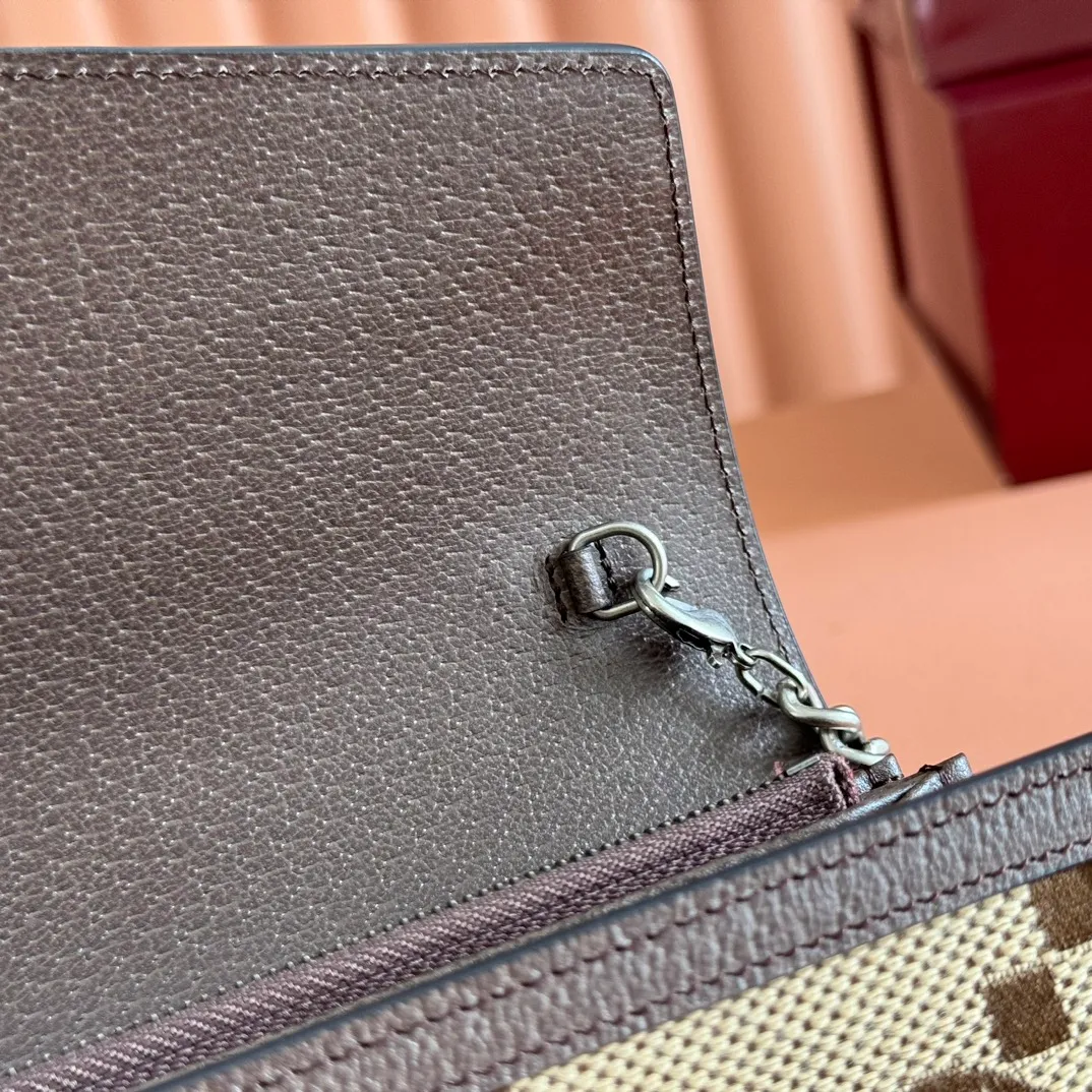 p740. 📣📣📣【Original leather🌈 Equipped with full package at the counter】🔥🔥GG Original leather, ebony double G fabric PVC with leather chain mini handbag/wallet, small bag with detachable shoulder strap, ample internal space, perfect replica of the original, 💯top-grade Italian imported cowhide👉fine workmanship ‼ ️Model: 401231, size: 20*13.5*4cm.