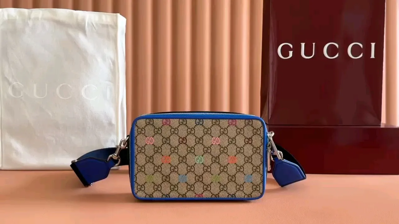 💋💋💋[New product] GG small shoulder bag, all-over multi-color printing/original PVC leather. 🐍Model: 792456. short video