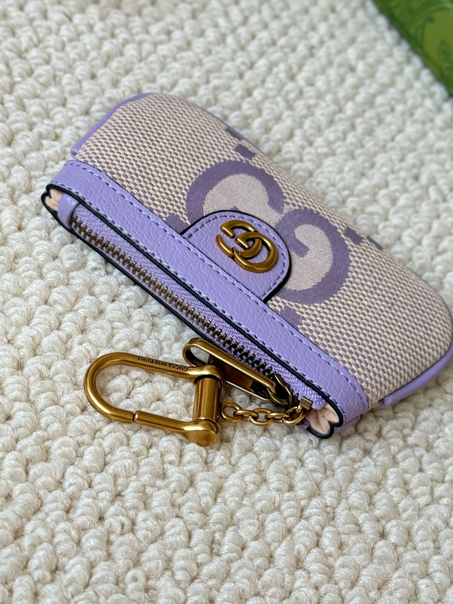 💰140 gucci new small coin purse ~ lipstick bag! Cowhide + PVC with exquisite original factory hardware! Flexible and unique hook buckle, small and exquisite, with great effect. Model: 671722, size: 12x7.5x1.5cm.