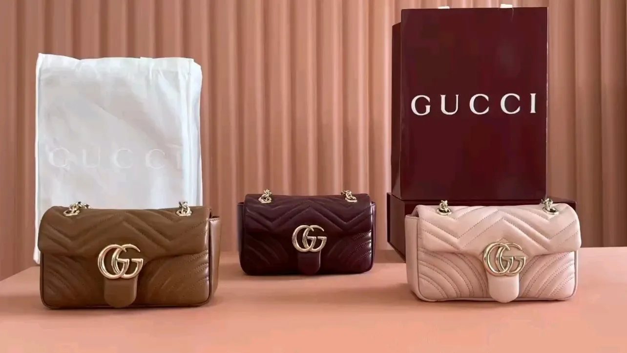 💋💋💋 New GG Marmont series medium shoulder bag. Imported sheepskin caramel, black, white, ancola red/original leather shipped! 837280 combination short video