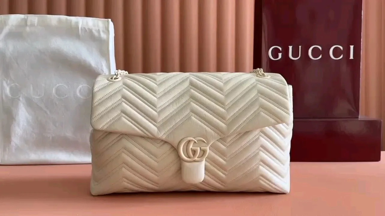 💋💋💋【New】GG Marmont series medium and large shoulder bags, black soft leather/original leather are shipped, 🐍Model: 850676, 850659, short combination video