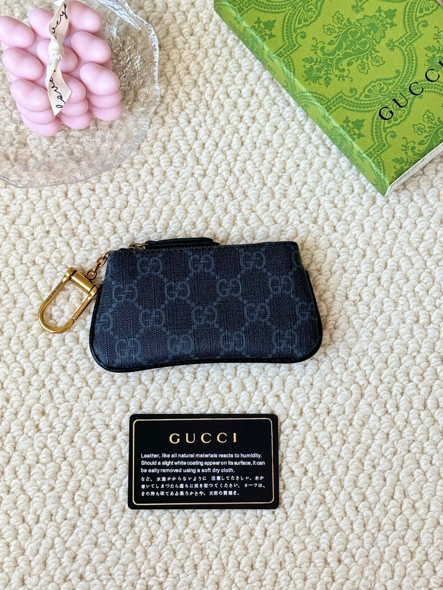 💰140 gucci new small coin purse ~ lipstick bag! Cowhide + PVC with exquisite original factory hardware! Flexible and unique hook buckle, small and exquisite, with great effect. Model: 671722, size: 12x7.5x1.5cm.