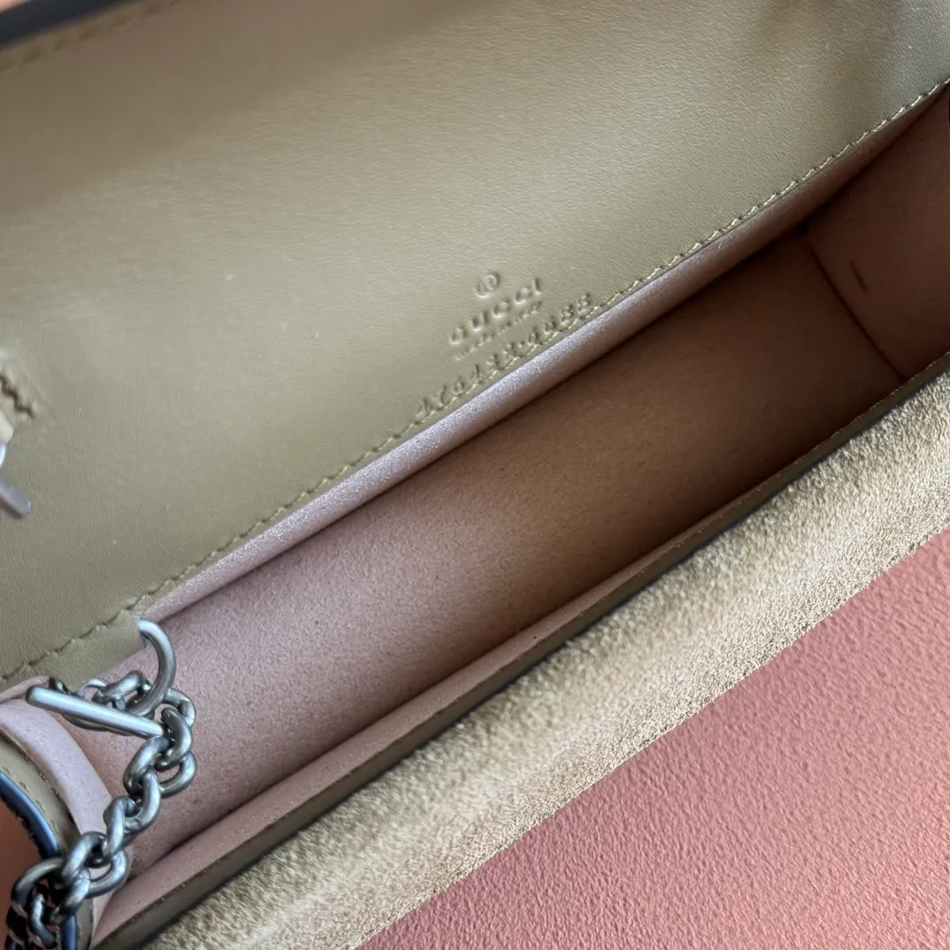 p580. 📣📣📣【Original leather with 🌈(Cdfmall Sanya Duty Free Shop Handbag)🔥🔥 Dionysus Supre Mini has been loved by thousands of girls since its inception, and the Dionysian bag has also lived up to expectations, with various designs emerging in endlessly ~ Model: 476432 Size: 16.5*10*4.5cm.