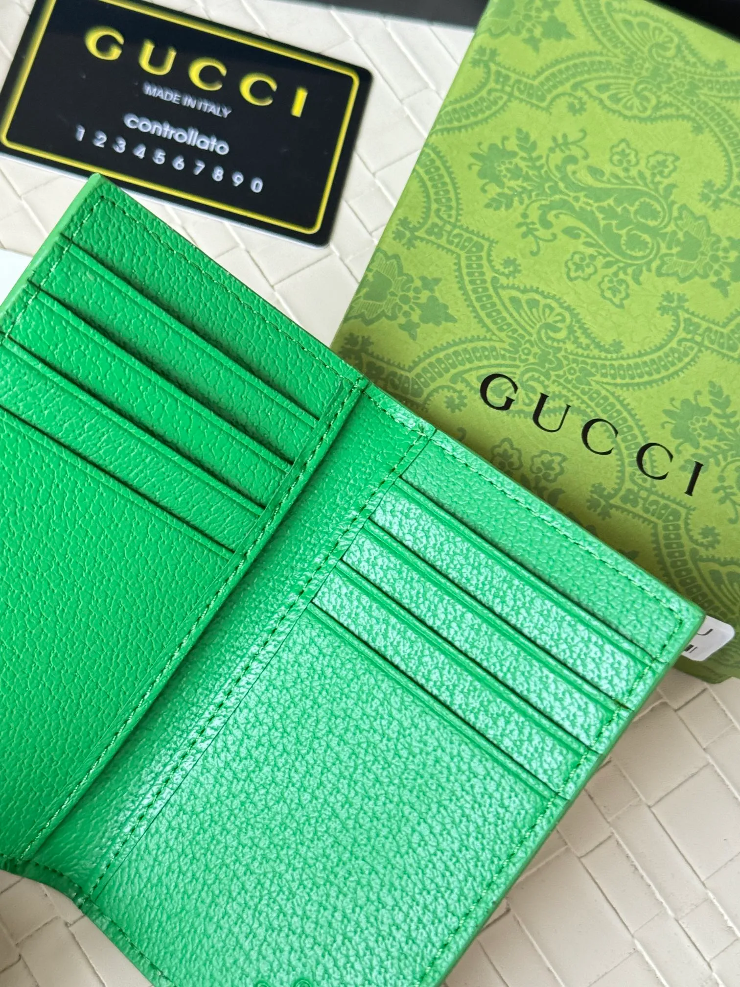 💰110 gucci men's casual pocket clip, real shot! 768249 Brown blue, brown red, brown green, brown yellow, black PVC Size: width 7.5x height 12cm