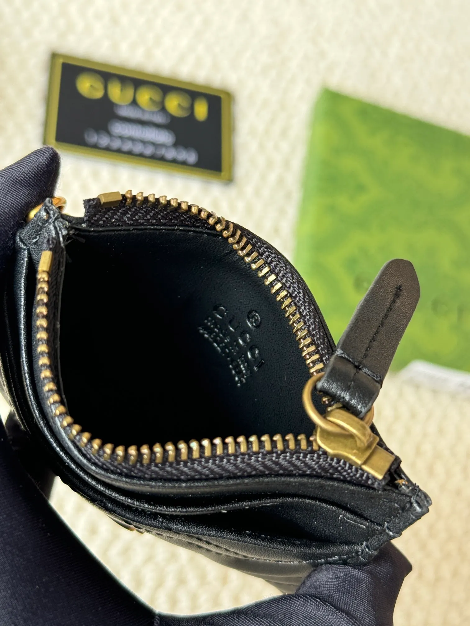 💰120 gucci card holder key🔑clasp new arrival! Actual shot of cowhide! Style number: 627064🎈🎈🎈Size: Width 10 X Height 7.5x1cm