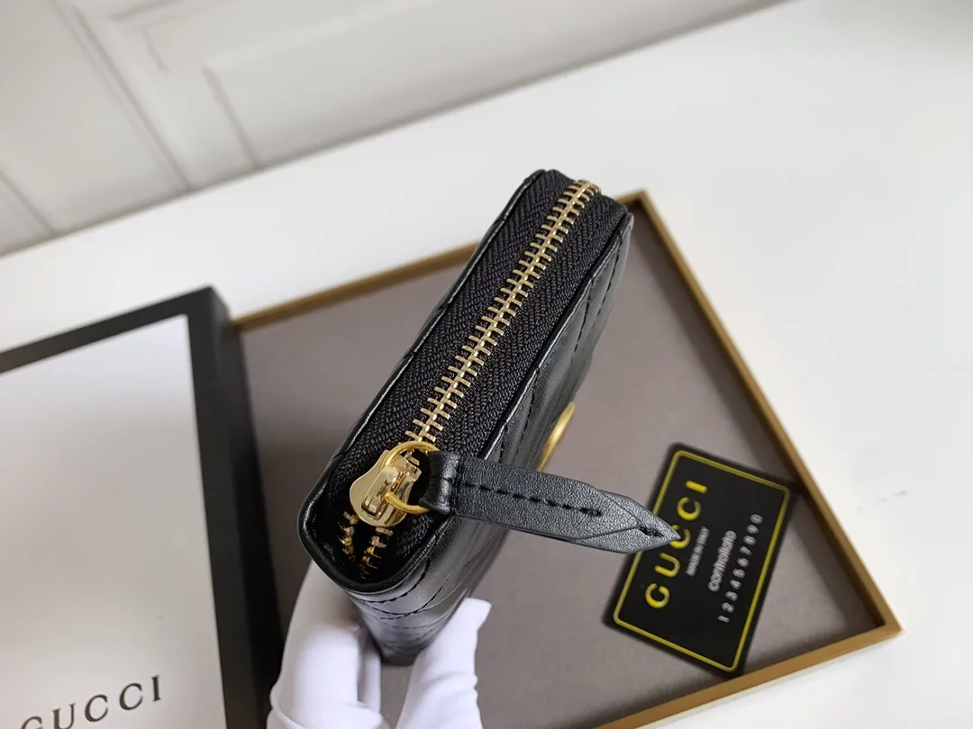 💰160 Top original version💎 🇮🇹Gucci🅿soho women's classic zipper wallet🔸Made of first-layer grained cowhide leather, soft and delicate🔅GG🌹Exquisite handwork, original quality, authentic shooting Model: 443123 Size: 19x10x3.