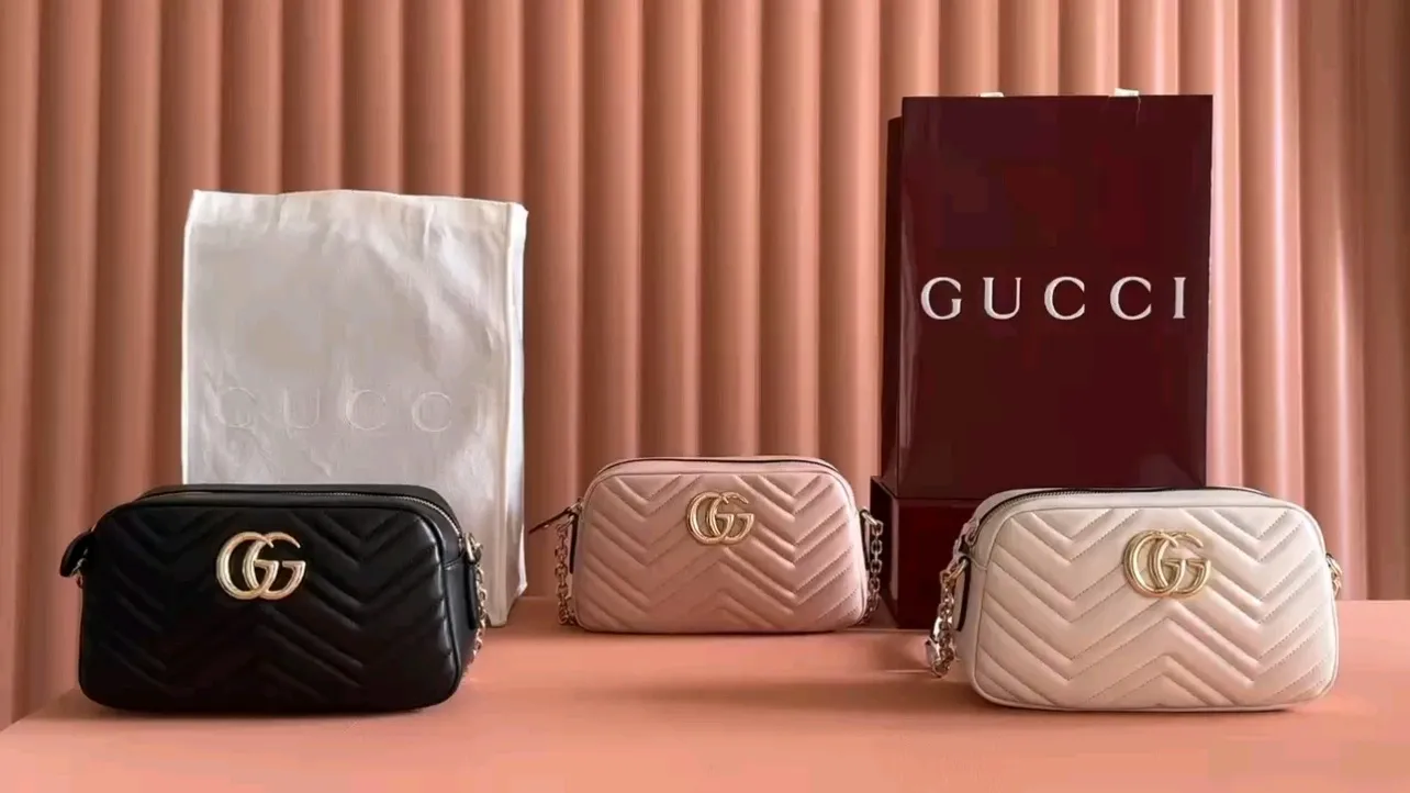 💋💋💋New GG Marmont series small camera bag. Three colors/original leather shipped! 🐍Model: 855273. Combination short video