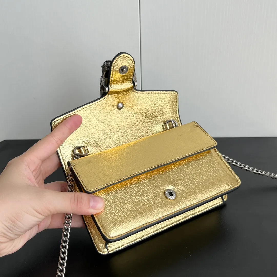 Actual shot #💰280 with box model: 476432 gold leather size: 16.5x10x4.5cm 𝙂𝙪𝙘𝙘𝙞 𝘿𝙞𝙤𝙣𝙮𝙨𝙪𝙨 𝙈𝙞𝙣𝙞 16.5 Xiaogujia’s entry-level small bag is recommended. It’s not worth mentioning. It’s a classic model that can be said to be the symbol of Xiaogujia. The classic mini Dionysian buckle is paired with calfskin. This bag has a very high appearance rate. It is simply a tool for daily wear and is very popular on the street❗️