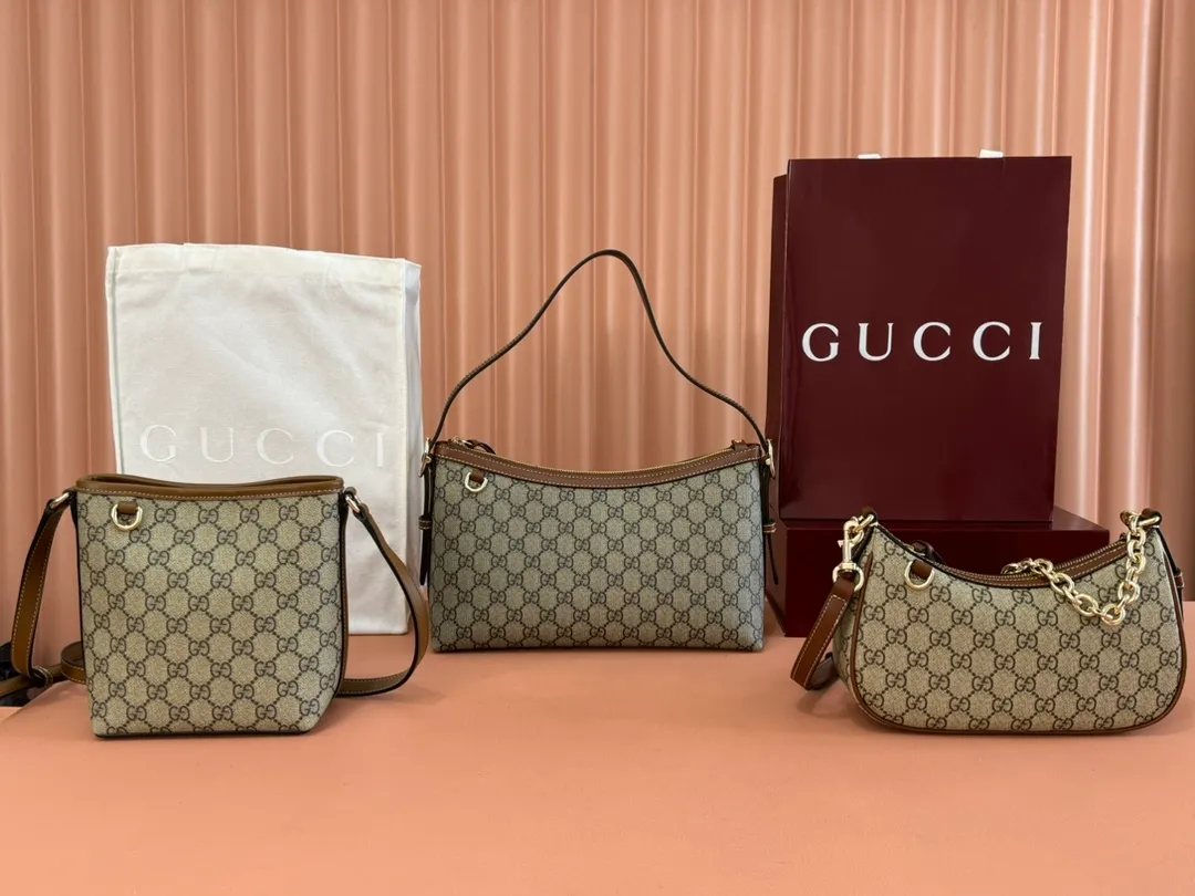 💋💋💋【New product】GG Emblem series slim bucket bag, original leather, model: 847090. 847449. 847447 combination short video