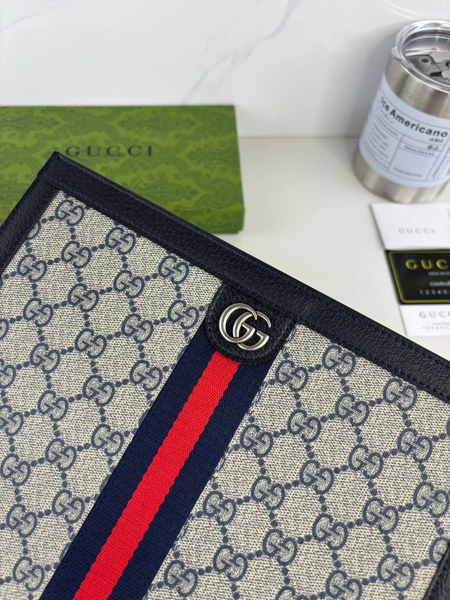 💰180 GUCCI new men’s and women’s handbags! Actual photos, Ophidia series ~ made of GG Supreme high-end man-made canvas, with iconic patterns and striped webbing, and top-notch overseas hardware, exquisitely crafted! Style number: 625549 Size: 26cm x 20.5cm x 6cm Color: blue