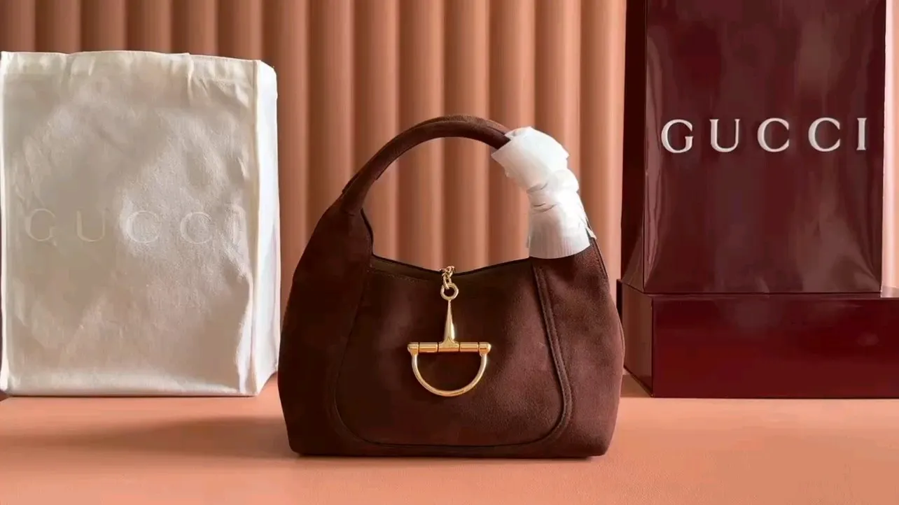 💋💋💋【New Product】Gucci Softbit series small shoulder bag, brown matte/original leather has been shipped, 🐍27.5cm model: 837467. short video