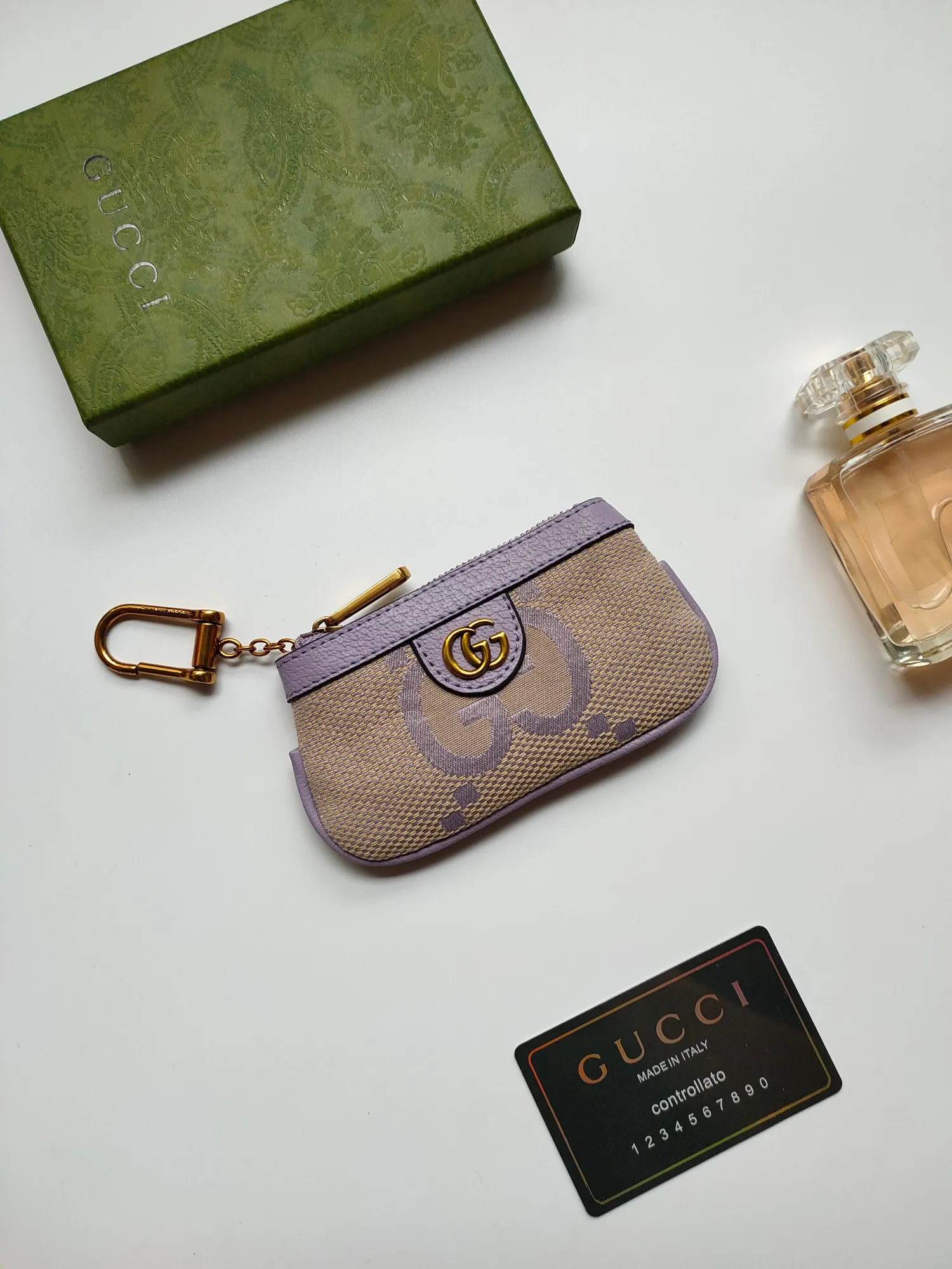 💰130💰New small coin purse~The lipstick bag is made of Gucci's new large-character fabric, with exquisite original factory bronze double G hardware and flexible and unique hook buckles. It is small and exquisite, but has great effect. Model: 671722, size: 12.5x7x1.5cm