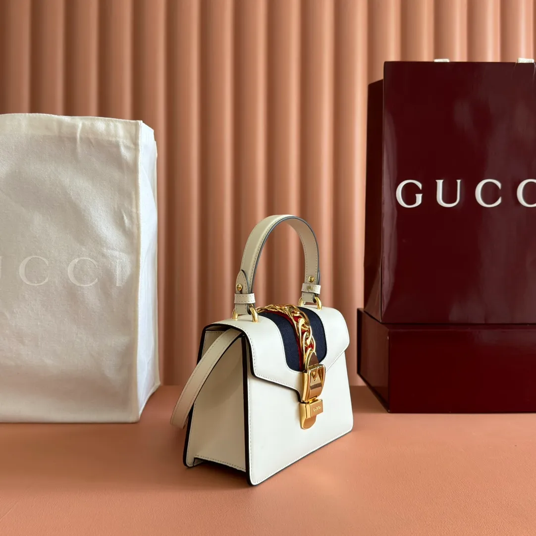 p1260. 💋💋💋【Original leather and complete packaging】G family👉New style. The market's top exclusive goods control, special/counter quality 💯Using imported cowhide, original hardware! Exquisite workmanship. 💯Exclusive physical photos📷👉The quality can be seen in the picture👄👄😘😘. Style number: 470270. Dimensions: width 20*height 14*side width 8.
