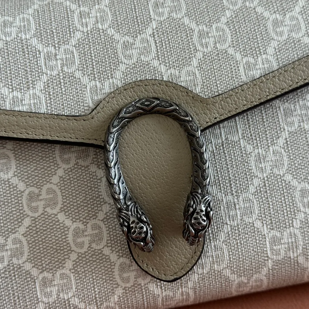 p740. 📣📣📣【Original leather🌈 Equipped with full package at the counter】🔥🔥GG Original leather, ebony double G fabric PVC with leather chain mini handbag/wallet, small bag with detachable shoulder strap, ample internal space, perfect replica of the original, 💯top-grade Italian imported cowhide👉fine workmanship ‼ ️Model: 401231, size: 20*13.5*4cm.