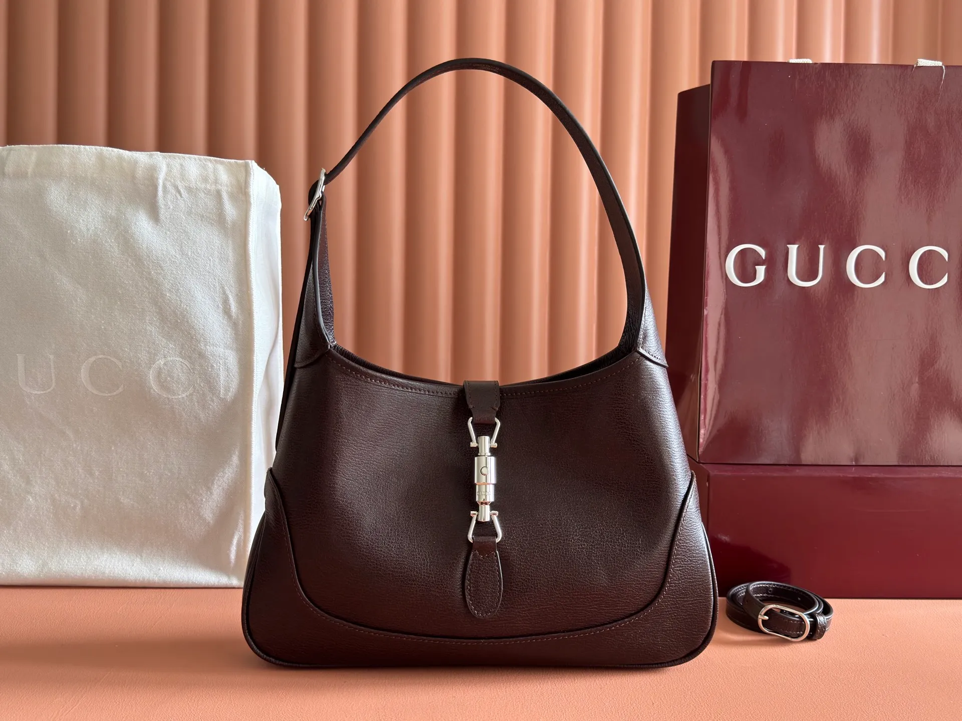 💋💋💋【New】GG Lafmiglia series medium shoulder bag, black/original leather, shipped, 🐍Model: 863136. short video