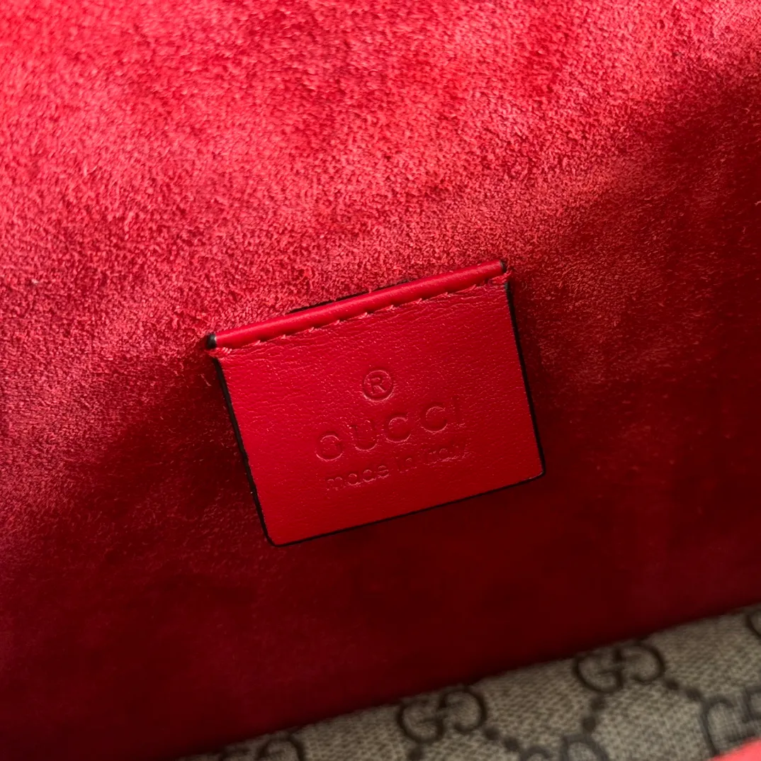 p840. 📣📣📣[Original leather with 🌈full counter packaging]🔥🔥Guccl Dionysus classic bag, whether it is a girl or a queen, no one will be captured by it...as charming and intoxicating as fine wine ~ Model: 421970 Size: 20*15.5*5cm