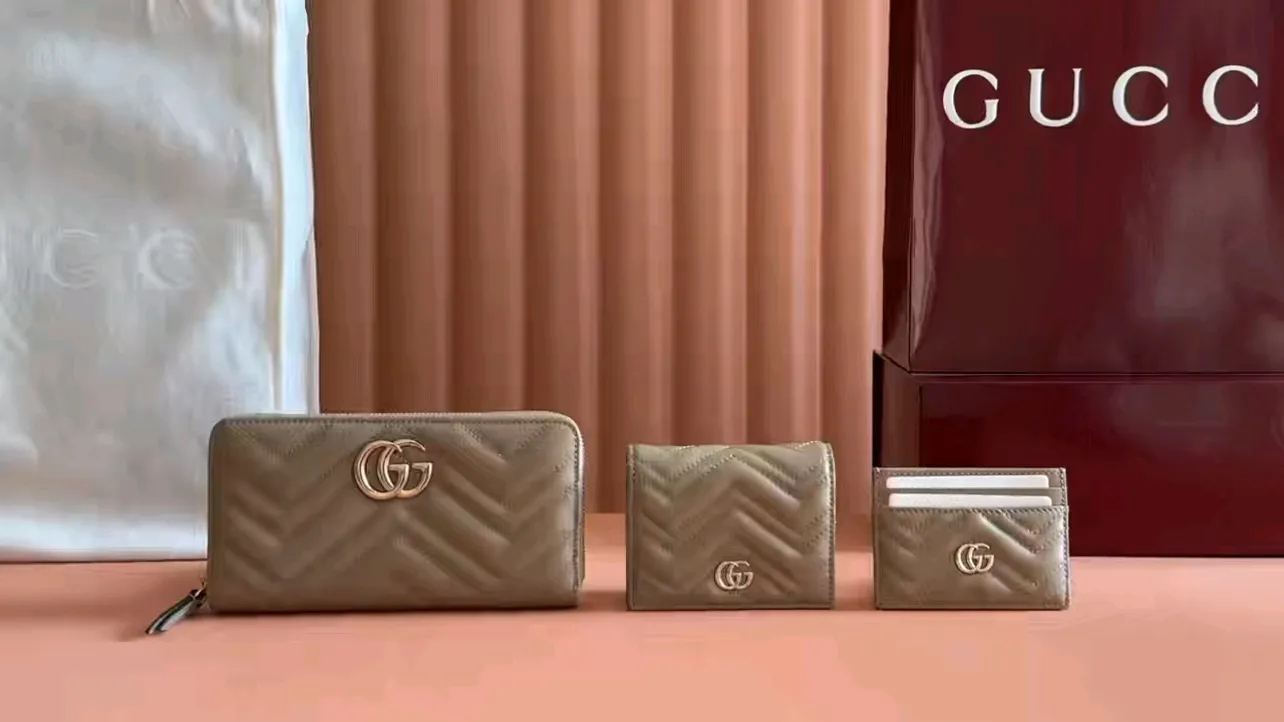💋💋💋GG Marmont series quilted card holder long clip. Model: 466492. 443127/443123 Color: taupe light gold/original leather.