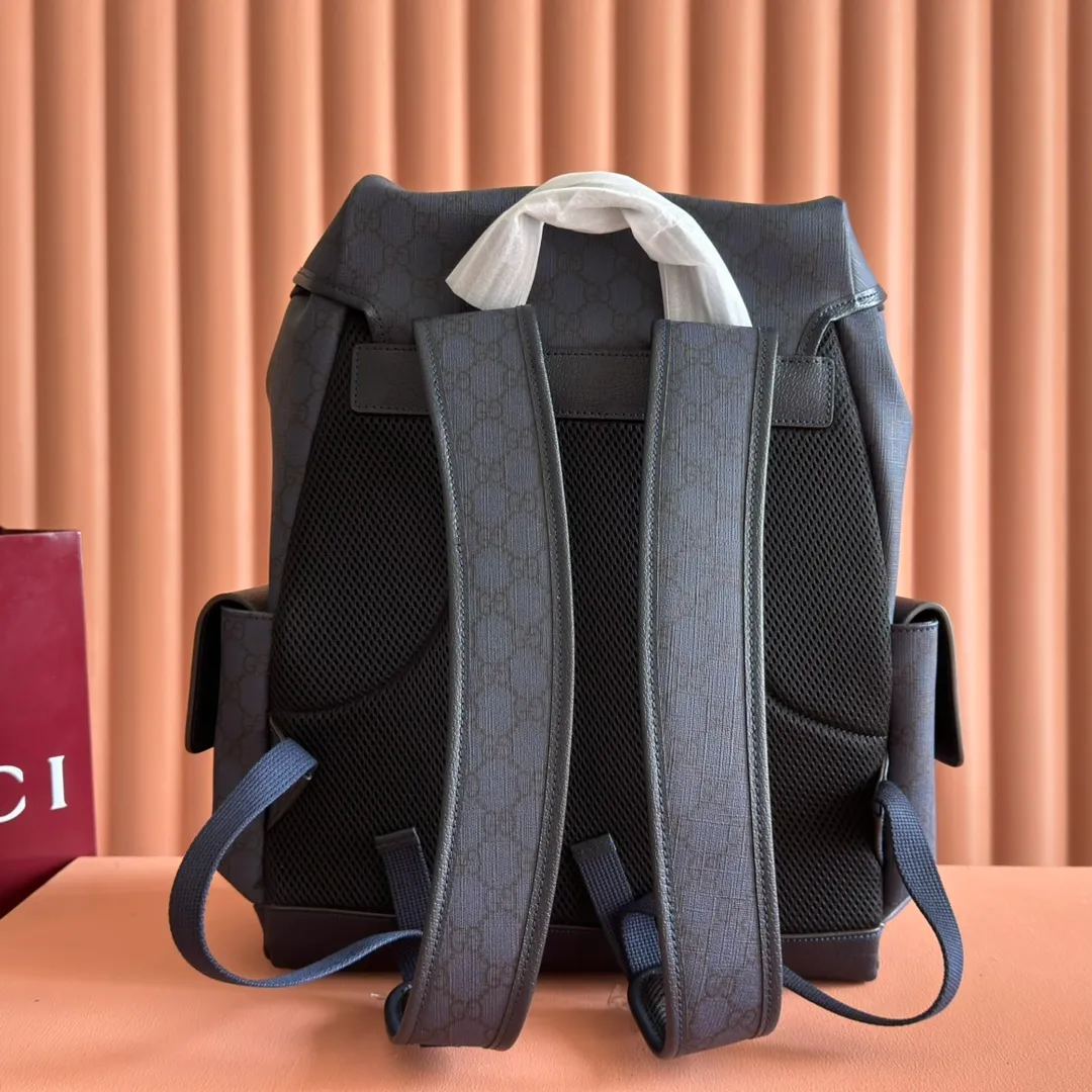p1280. 🔥🔥🔥【With full set of original green gift bag】Ophidia series medium GG backpack. The 2024 early spring series renews the Ophidia series shoulder bags, tote bags and handbags in black GG denim, and the silver-toned accessories present a contrasting metallic texture. This Ophidia backpack in blue and black GG Supreme canvas demonstrates Gucci's design prowess in infusing the brand's iconic design elements with a modern appeal. Blue and black GG Supreme canvas, black leather piping, palladium tone hardware, cotton and linen blend lining, black mesh Double G on the back, flap side pockets with magnetic closure, inner phone pocket and padded tablet sleeve, adjustable shoulder strap, black mesh back, drawstring flap design, leather buckle fastening strap and extra magnetic buckle for easy opening and closing, weight: approx. 1.272 kg. Model: 598140. Dimensions: 40(length) x 24(width) x 16cm(thickness) Color: blue/pvc. Made in Italy