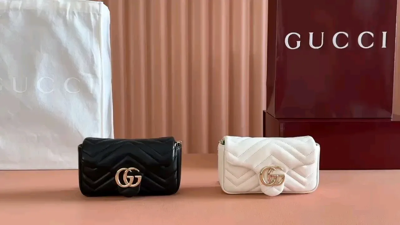 💋💋💋 New GG Marmont series mini bag. Imported sheepskin caramel, black, white, ancola red/original leather shipped! 841290 combination short video