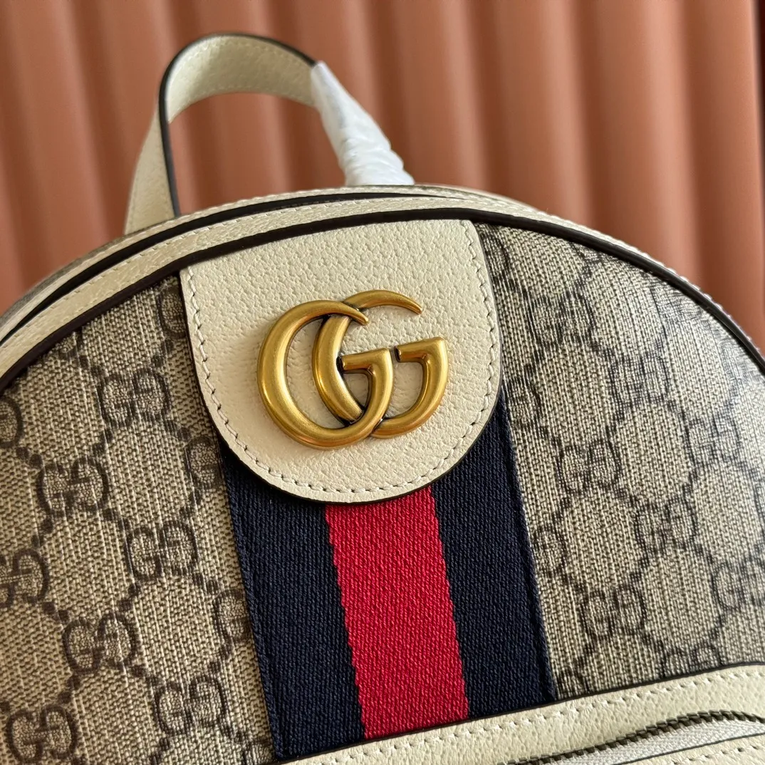 p1100. 📣📣📣【Original leather accessories🌈Full set of counter configurations】Ophidia family ~ The backpack is made of classic GG fabric with cowhide, inlaid with red and blue webbing, the wide bronze GG pattern shoulder straps are very eye-catching, and the back is made of breathable mesh technology fabric, all elements are brought into full play! The size and capacity of the bag are perfect, and it can be used with any outfit or travel. Style number: 547965, size: 22*29*15