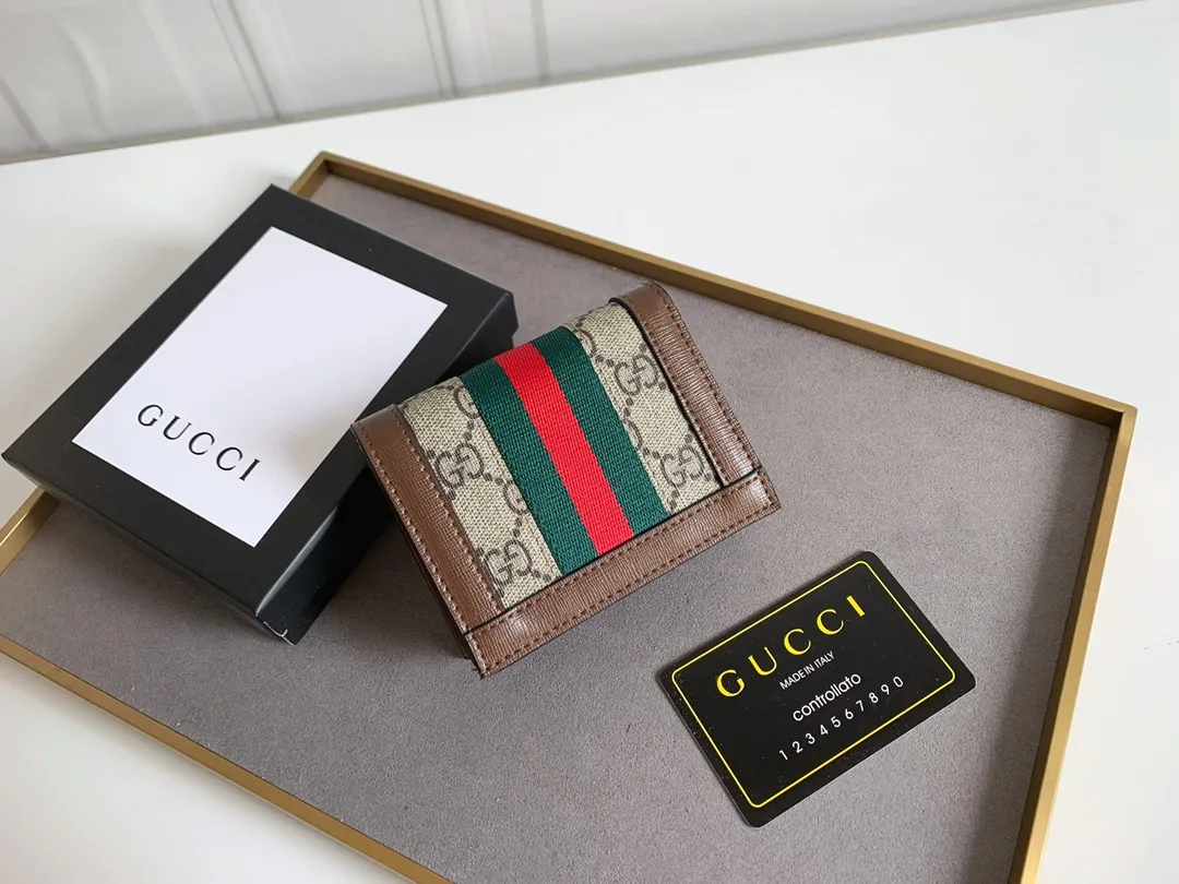 💰150 Top Original 💎gucci·leather ‼ ‼ Made of imported original leather, grained cow leather, paired with ebony double G fabric, and gold hardware accessories. Model: 523155 Brown Size 11cm*8.5cm*2.5cm