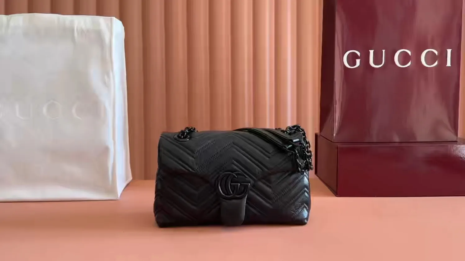 💋💋💋【New】GG Marmont series small shoulder bag, black soft leather/original leather is shipped, 🐍Model 855371 combination short video
