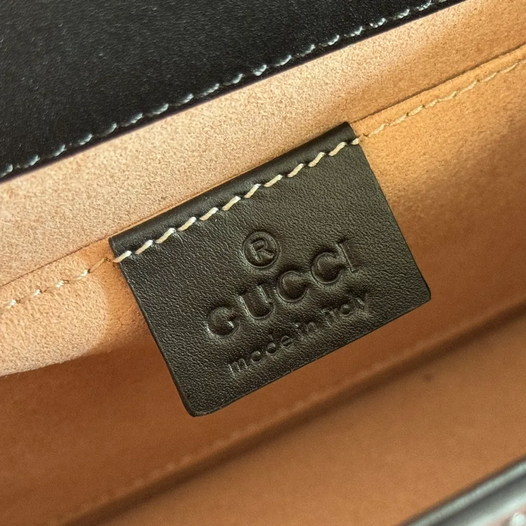 p1260. 💋💋💋【Original leather and complete packaging】G family👉New style. The market's top exclusive goods control, special/counter quality 💯Using imported cowhide, original hardware! Exquisite workmanship. 💯Exclusive physical photos📷👉The quality can be seen in the picture👄👄😘😘. Style number: 470270. Dimensions: width 20*height 14*side width 8.