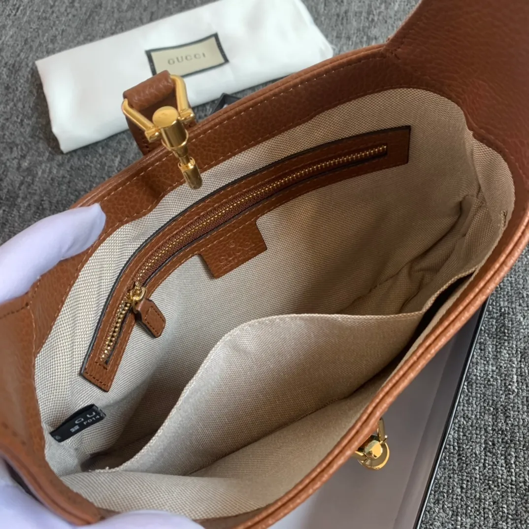 All categories Official website "Brand Women's Bags" Women's Bags 💙 GUCCI 2022 official new Gucci underarm bag wholesale Original order quality 58002000 Size: 27.5-19-4 Cm