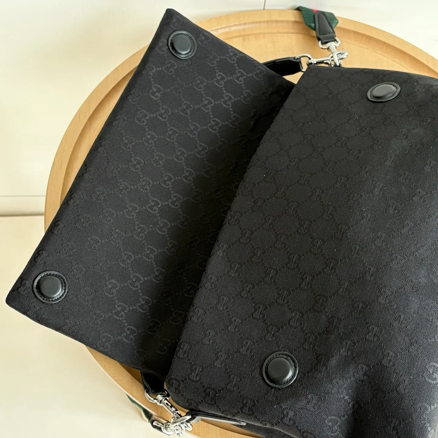 All Categories Official Website "Brand Women's Bags" Women's Bags 💙 GUCCI 2026 New GUCCI Crossbody Bag