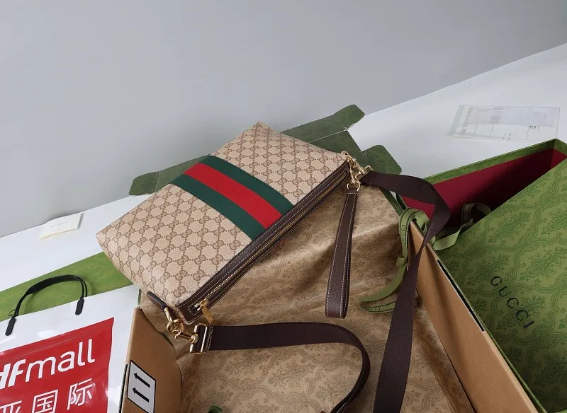 All categories Official website "Brand Women's Bags" Women's Bags 💙 GUCCI 2026 GUCCI new crossbody shoulder bag