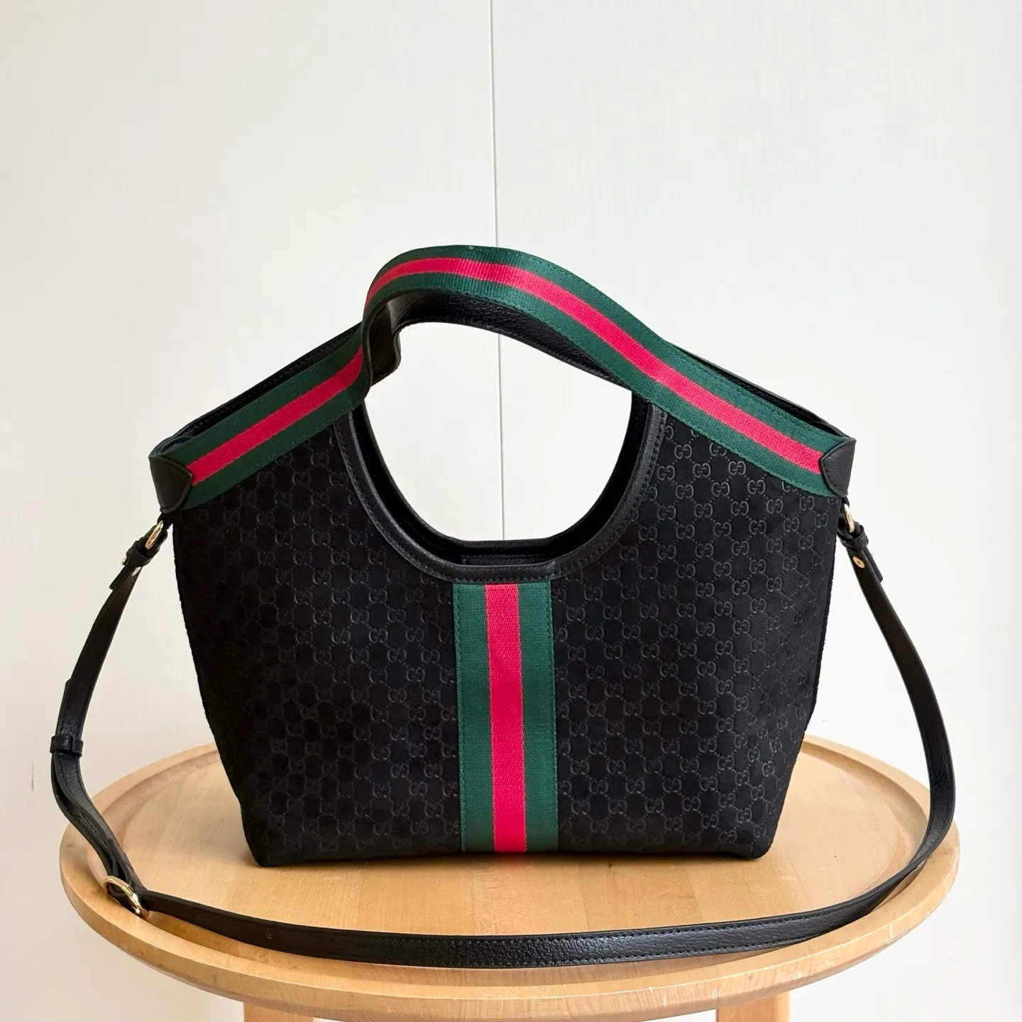 All Categories Official Website "Brand Women's Bags" Women's Bags 💙 GUCCI 2026 New GUCCI Crossbody Bag