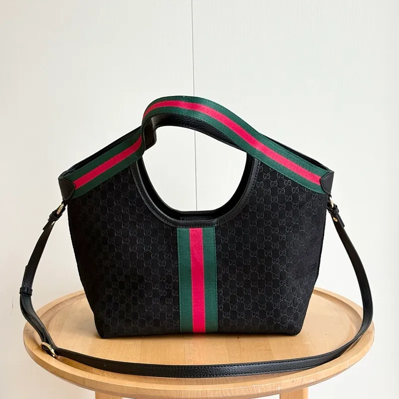 All Categories Official Website "Brand Women's Bags" Women's Bags 💙 GUCCI 2026 New GUCCI Crossbody Bag