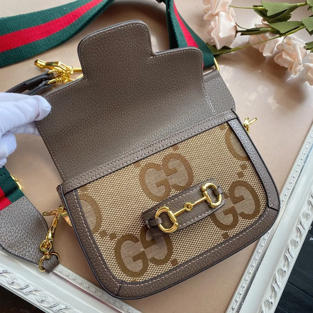 All categories Official website "Brand Women's Bags" Women's Bags 💙 GUCCI 2022 Official New Gucci Crossbody Bag Wholesale 58001900 High Quality Specifications: 20.5-14-5CM