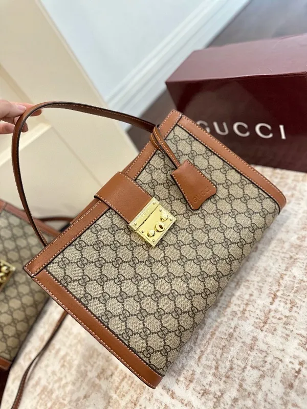 All Categories Official Website "Brand Women's Bags" Women's Bags 💙 GUCCI 2025 New GUCCI Crossbody Bag