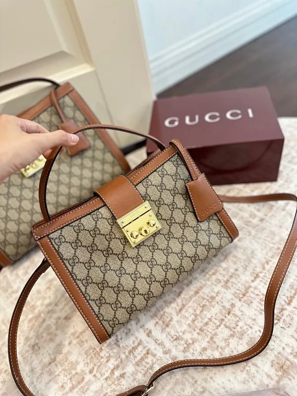 All Categories Official Website "Brand Women's Bags" Women's Bags 💙 GUCCI 2025 New GUCCI Crossbody Bag
