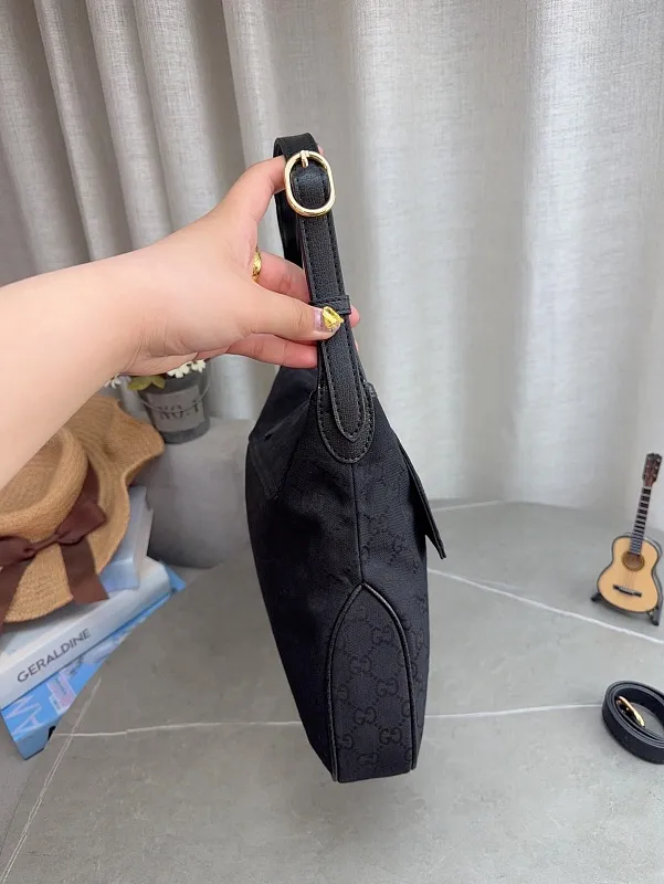 All Categories Official Website "Brand Women's Bags" Women's Bags 💙 GUCCI 2026 New GUCCI Underarm Bag