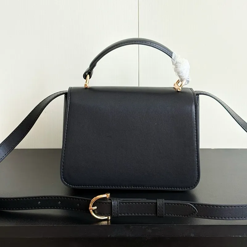 All Categories Official Website "Brand Women's Bags" Women's Bags 💙 GUCCI 2026 New GUCCI Crossbody Bag