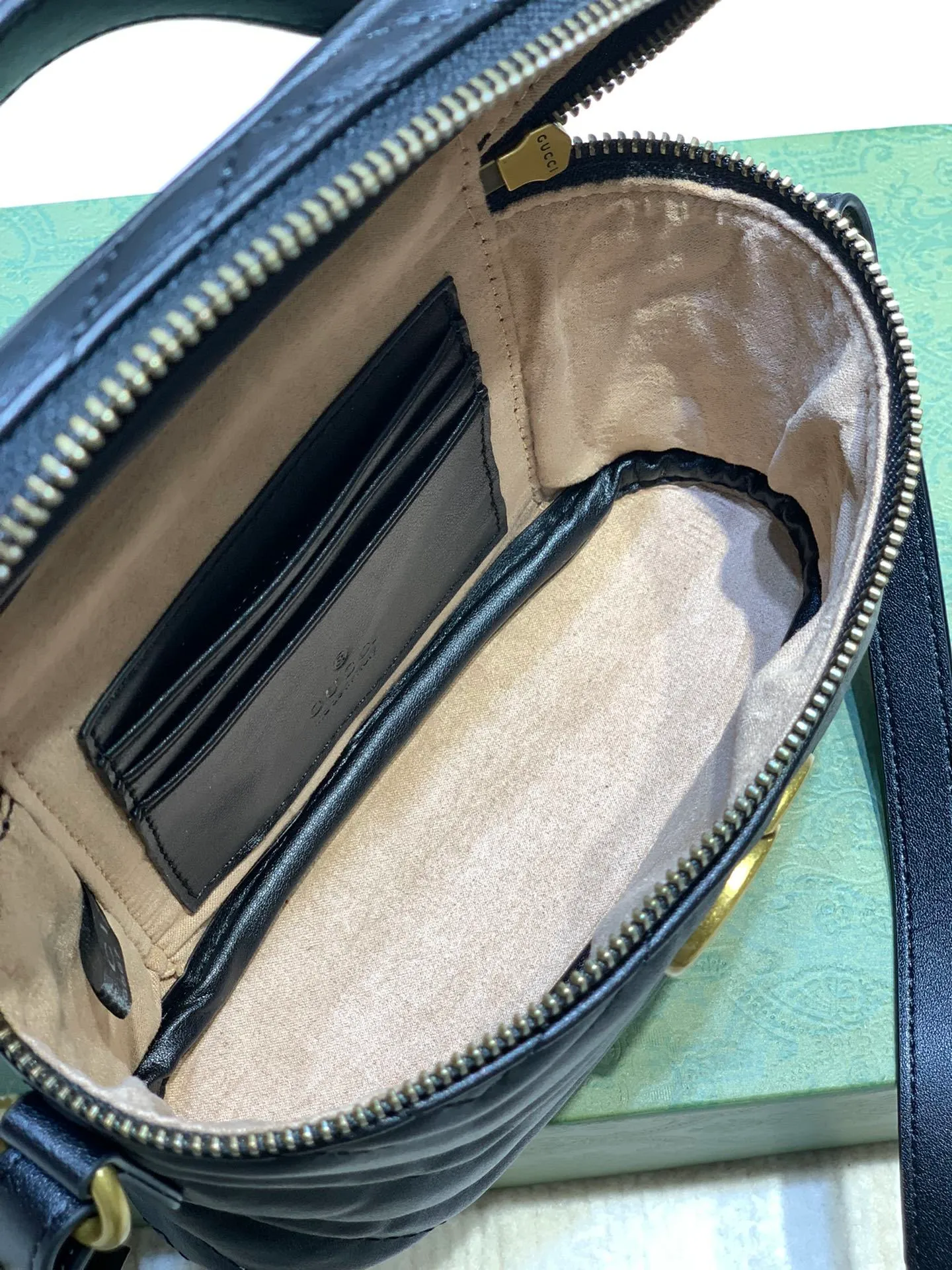All categories Official website "Brand Women's Bags" Women's Bags 💙 GUCCI 2023 latest GUCCI crossbody bag