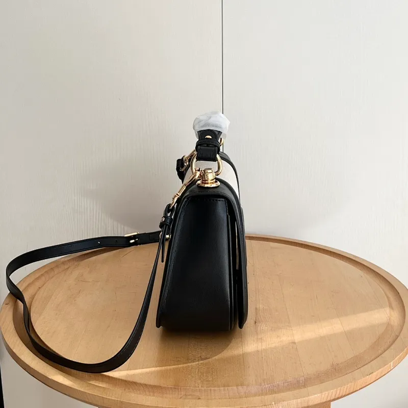 All Categories Official Website "Brand Women's Bags" Women's Bags 💙 GUCCI 2026 New GUCCI Crossbody Bag