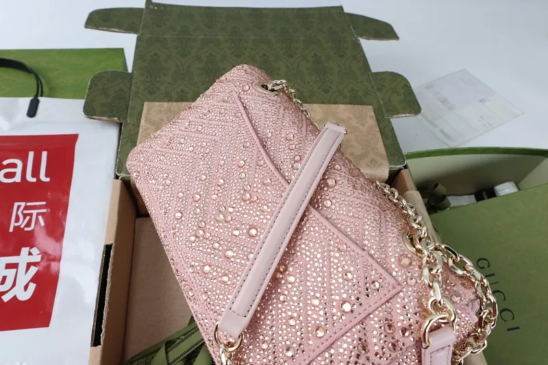 All categories Official website "Brand Women's Bags" Women's Bags 💙 GUCCI 2026 GUCCI new crossbody shoulder bag