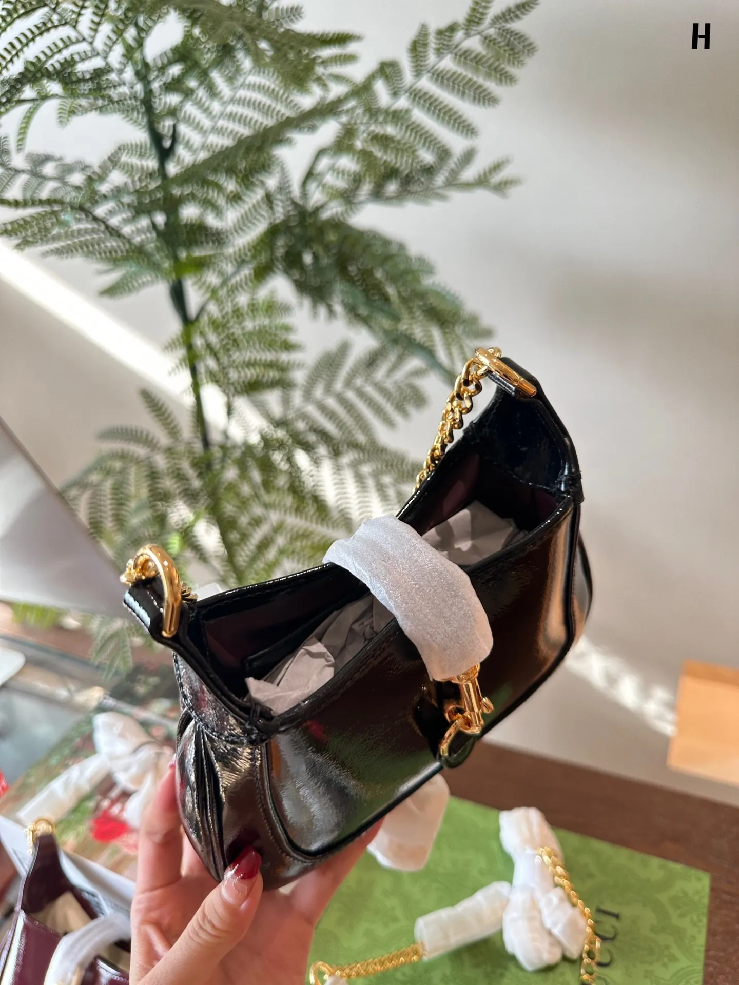 All Categories Official Website "Brand Women's Bags" Women's Bags 💙 GUCCI 2024 Official Website New GUCCI Crossbody Bag