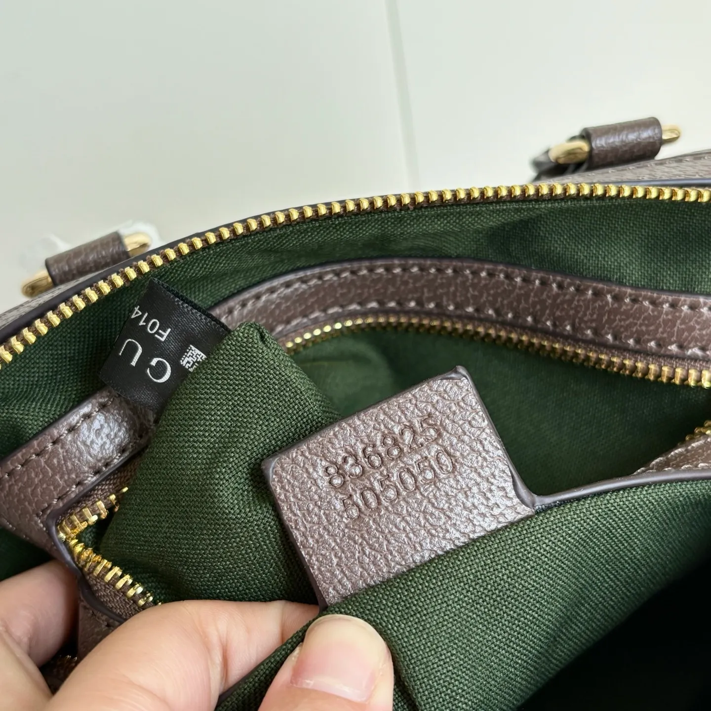 All Categories Official Website "Brand Women's Bags" Women's Bags 💙 GUCCI 2026 New GUCCI Crossbody Bag