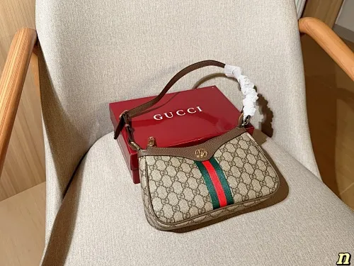 All categories Official website "Brand Women's Bags" Women's Bags 💙 GUCCI 2025 new GUCCI armpit bag