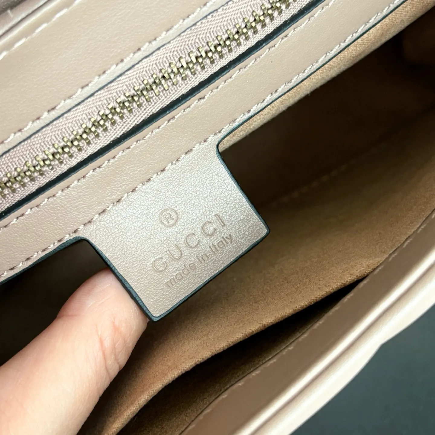 All Categories Official Website "Brand Women's Bags" Women's Bags 💙 GUCCI 2026 New GUCCI Crossbody Bag