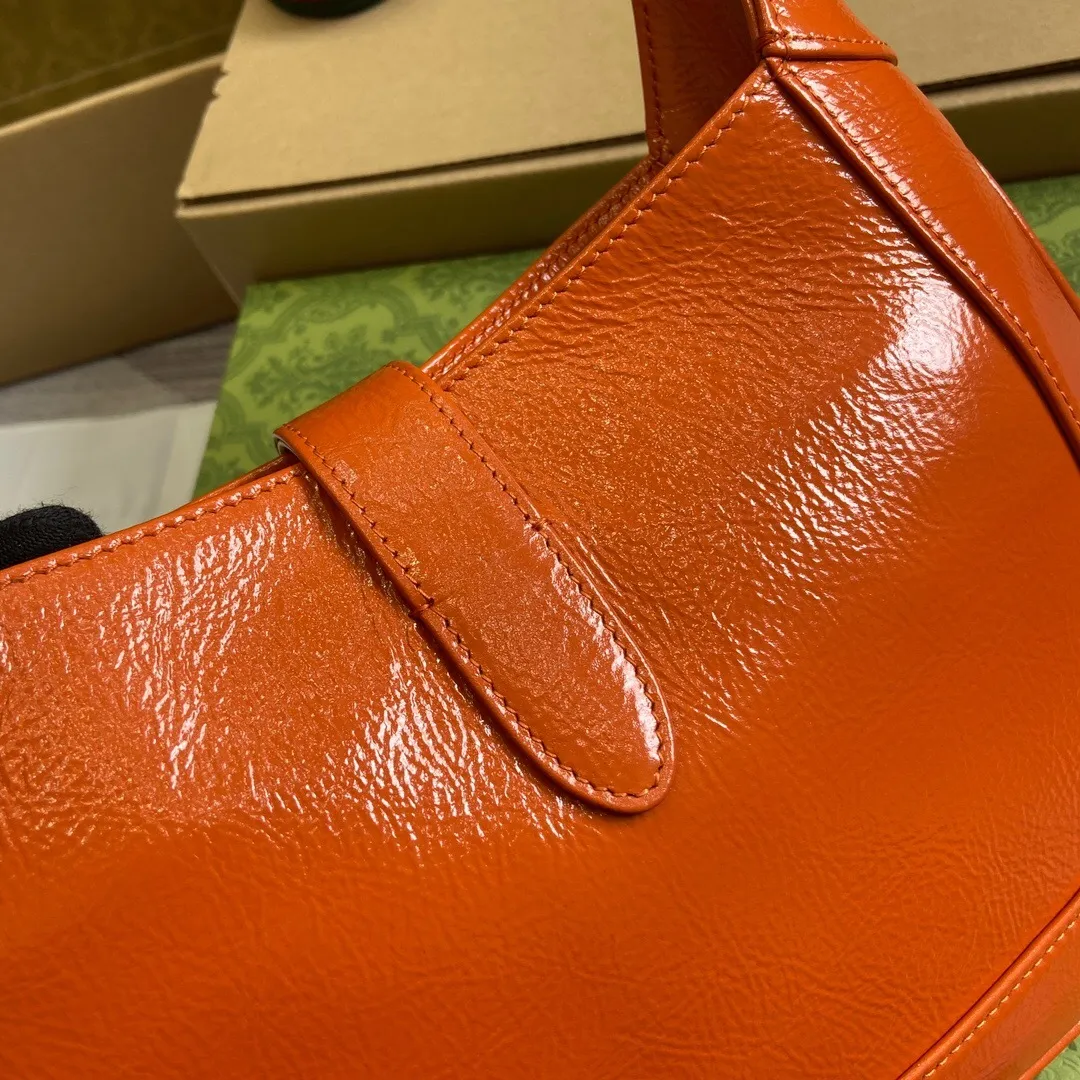 All categories Official website "Brand Women's Bags" Women's Bags 💙 GUCCI 2025 new GUCCI armpit bag