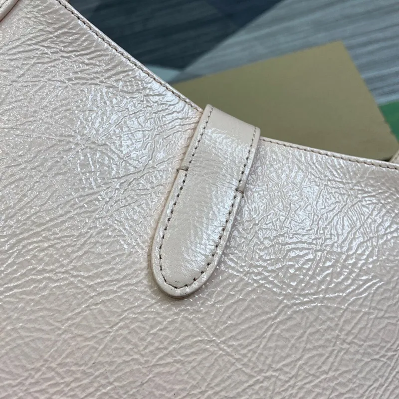 All categories Official website "Brand Women's Bags" Women's Bags 💙 GUCCI 2025 new GUCCI armpit bag