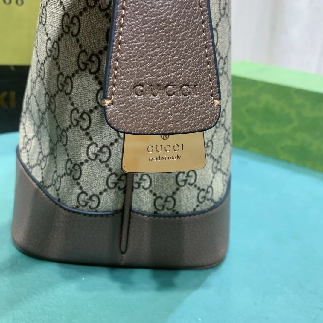 All categories Official website "Brand Women's Bags" Women's Bags 💙 GUCCI 2024 latest GUCCI crossbody bag